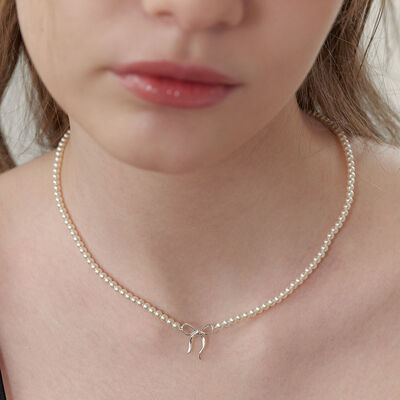 Pearls Bow Necklace for Women