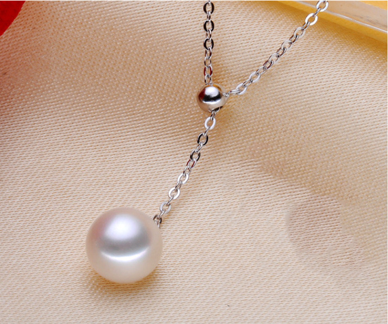 Y-shaped Pearl Pendant Necklace for Women